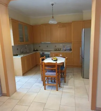 Milonas Antoni شقة يميناريا