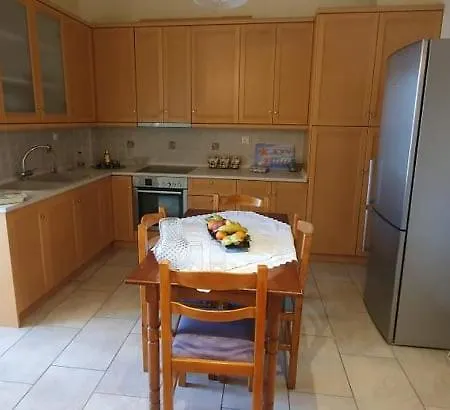 Milonas Antoni Apartman Limenária