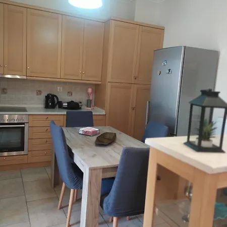 Milonas Antoni شقة *