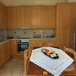 Milonas Antoni 아파트