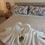 Milonas Antoni 아파트 리메나리아